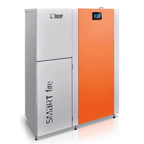 Kocioł na pellet HKS Lazar SmartFire SF11 11 kW z zasobnikiem 150 l. Ujęcie skośne od strony palnika