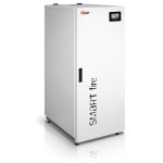 Piec na pellet HKS Lazar SmartFire 11/45 11 kW. Widok skośny, kompaktowa obudowa do małej kotłowni. Zdjęcie główne, kadr kwadratowy