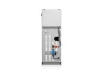 Kocioł na pellet HKS Lazar SmartFire 11/130 11 kW z zasobnikiem 130 l. Widok z tyłu: zestaw hydrauliczny z pompą obiegową i armatura