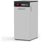 Kocioł na pellet Rakoczy Cortina Plus 20 kW z ukosa: jasnoszara obudowa, sterownik RK-tronic 900 Touch na górnym panelu. Materiał producenta