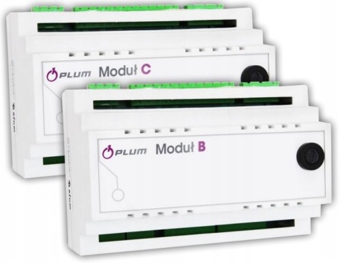 Dwa moduły rozszerzeń Plum w białych obudowach z zielonymi listwami zaciskowymi, opisane Moduł C i Moduł B. Zdjęcie producenta